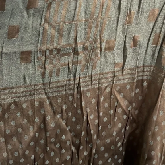 Light Scarf - Picture 2 of 4